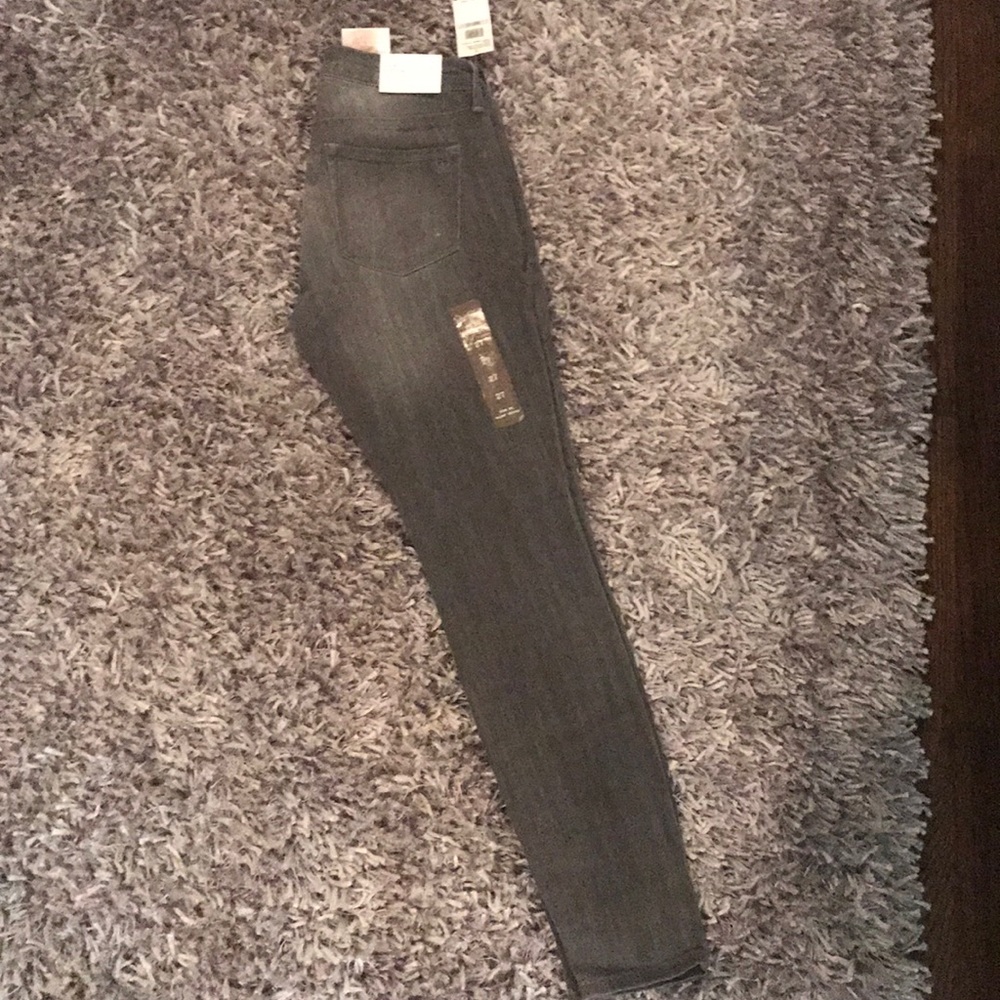 Jessica Simpson skinny jeans